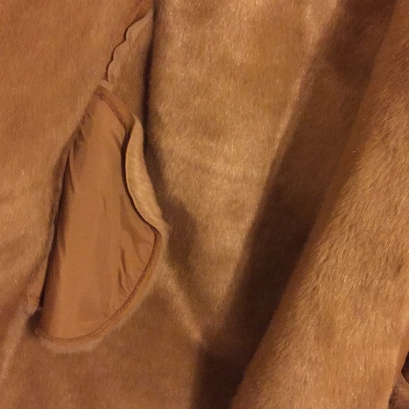 Brown fur coat/kids size 12(XL) - Picture 7 of 7